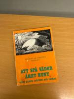 Att sp&aring; v&auml;der &aring;ret runt efter gamla m&auml;rken och tecken