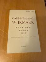 Samtiden bakom oss : Ess&auml;er och kommentaren 1992-2004
