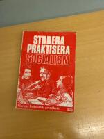 Studera, praktisera socialism : marxist-leninistisk grundkurs