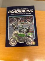 Roadracing : T&auml;vlingsmotorcykelns historia