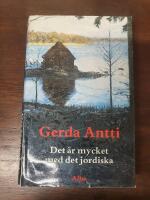 Det &auml;r mycket med det jordiska : roman