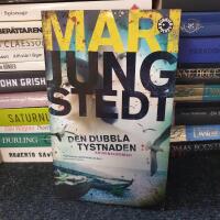 Den dubbla tystnaden