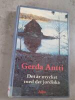 Det &auml;r mycket med det jordiska : roman