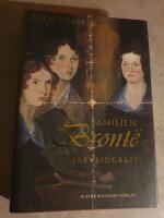Familjen Bront&euml; : en brevbiografi