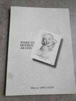 Marilyn Monroe &auml;r d&ouml;d : bilder ur albumen : [dikter]