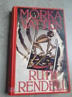 M&ouml;rka vatten : [kriminalroman]