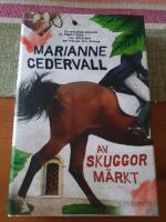 Av skuggor m&auml;rkt