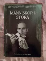 M&auml;nniskor i stora