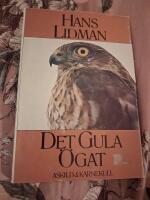 Det gula &ouml;gat : om djuren hemmavid