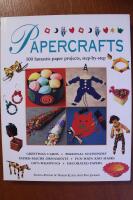 Papercraft : 100 fantastic paper projects, step-by-step