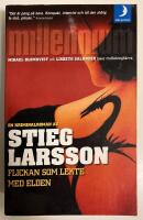 Flickan som lekte med elden