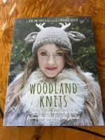 Woodland Knits : over 20 enchanting tales from the heart of the forest 