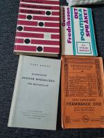 RADIOHJ&Auml;LPEN TACKAR  Konstn&auml;rer och textf&ouml;rfattare;  Svenska Tryckeri Bolagen,  som p&aring; mycket kort tid tryckte denna bok;  Svenska Pressbyr&aring;n,  som med sin stora distributionsapparat  m&ouml;jliggjorde den snabba spridningen &ouml;ver hela S Bokhandeln och dess distributionsf&ouml;retag Seelig &  p&aring; f&ouml;rm&aring;nliga villkor;  som mycket verksamt bidrog till att sprida och s&auml;lja denna bok  Layout och omslag: Bo Petr&eacute;n  Sveriges Radios f&ouml;rlag (978), Stockholm 1966.  Tryckt hos Svenska Tryckeri Bolagen STB AB, Stockholm 1966