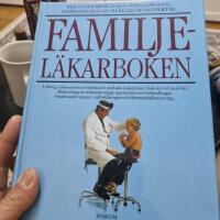 Familjel&auml;karboken