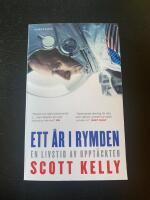 Ett &aring;r i rymden : en livstid av uppt&auml;ckter