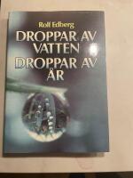 Droppar av vatten droppar av &aring;r