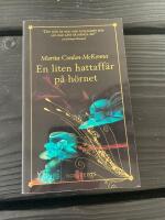 En liten hattaff&auml;r p&aring; h&ouml;rnet