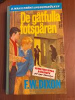 De g&aring;tfulla fotsp&aring;ren