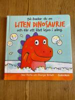 S&aring; badar du en liten dinosaur