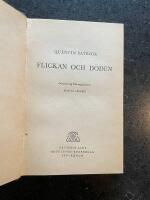  Flickan och d&ouml;den