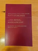 Sedan gymnasiet har alla v&aring;ra kompisar flytt utomlands