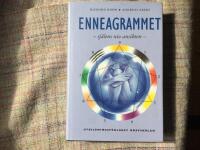 Enneagrammet : sj&auml;lens nio ansikten