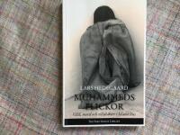 Muhammeds flickor : v&aring;ld, mord och v&aring;ldt&auml;kter i Islams hus