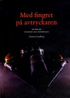 Med fingret p&aring; avtryckaren : en ess&auml; om fotografi och antropologi