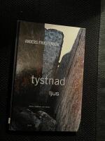 Tystnad, ljus : dikter, psalmer och b&ouml;ner