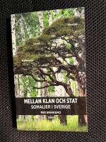 Mellan klan och stat : somalier i Sverige