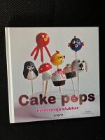 Cake pops : kalasroliga klubbor