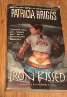 Mercy Thompson Series: Iron kissed