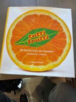 Tutti Frutti : en bok om frukt och frestelser