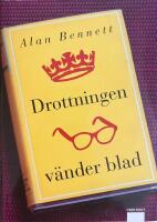 Drottningen v&auml;nder blad