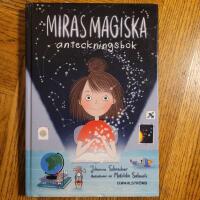 Miras magiska anteckningsbok