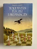 Tordyveln flyger i skymningen --- : en beskrivning av vissa h&auml;ndelser i Ringaryd i Sm&aring;land