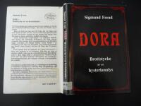 Dora : brottstycke av en hysterianalys