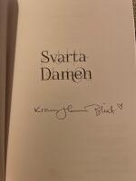 Svarta damen (signerad av f&ouml;rfattaren)