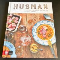Husman : alla de klassiska r&auml;tterna (och n&aring;gra bortgl&ouml;mda)