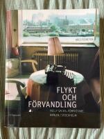 Flykt och f&ouml;rvandling - Nelly Sachs, f&ouml;rfattare, Berlin/Stockholm : en bildbiografi