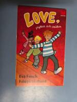 Love, flytten och sm&auml;llen