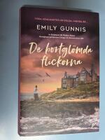 De bortgl&ouml;mda flickorna