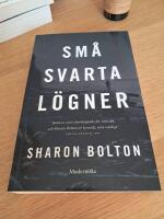 Sm&aring; svarta l&ouml;gner