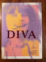 Diva : en uppv&auml;xts egna alfabet med docklaboratorium (en bonusber&auml;ttelse ur framtiden)