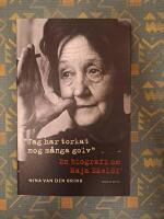 Jag har torkat nog många golv : en biografi om Maja Ekelöf