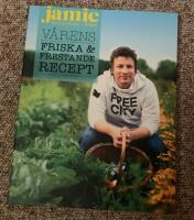 Jamie: Fyra &aring;rstider i k&ouml;ket - V&aring;rens friska & frestande recept