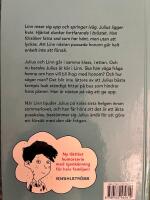 Julius och pusskalaset