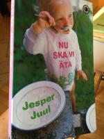 Nu ska vi &auml;ta : barnfamiljens m&aring;ltider