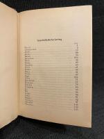 Gyllene ord, sentenser och maximer till sj&auml;lens och sinnets f&ouml;r&auml;dling samlade fr&aring;n 500 in- och utl&auml;ndska f&ouml;rfattare