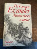 Medan dagen svalnar - roman